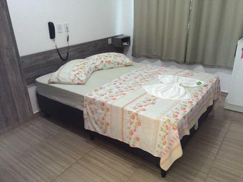 Hotel Sarandi Foz do Iguaçu Esterno foto